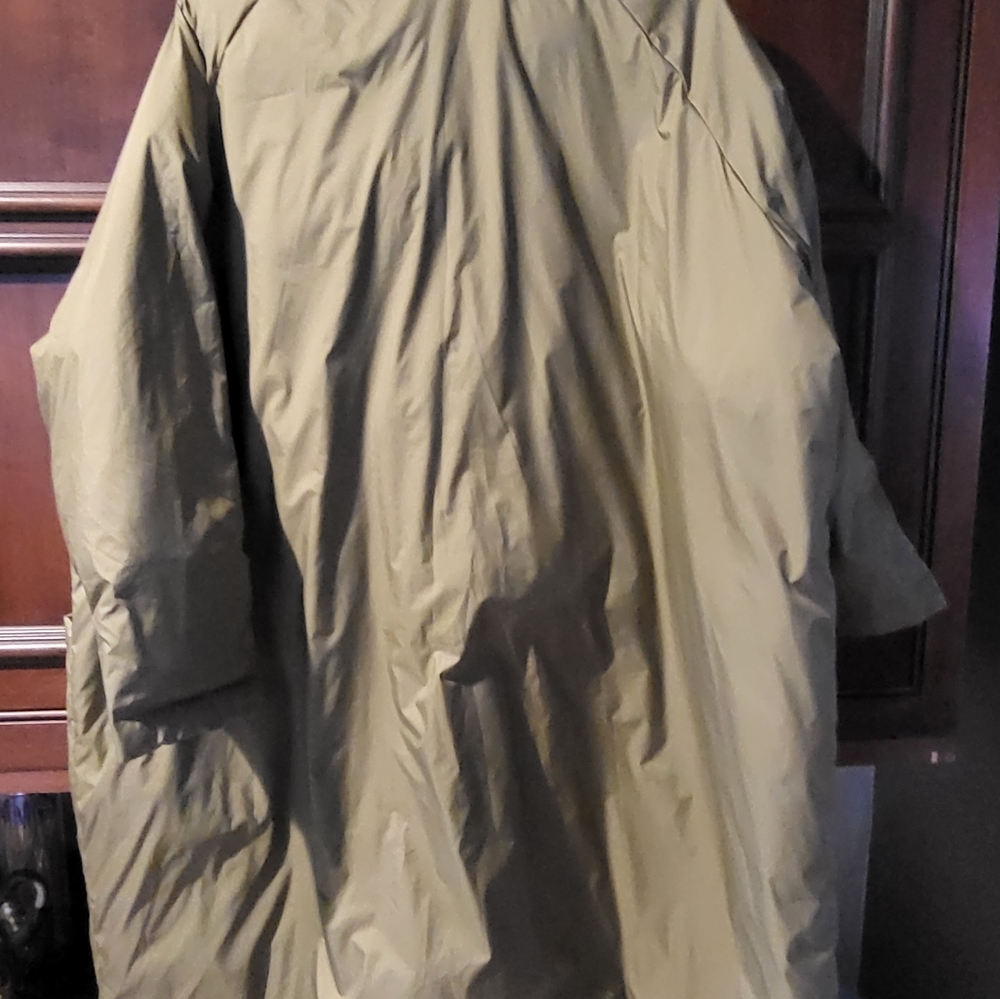 Jackets - Picture 2 of 4